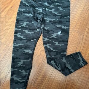 Maurices Black and Gray Leggings Camouflage Pattern